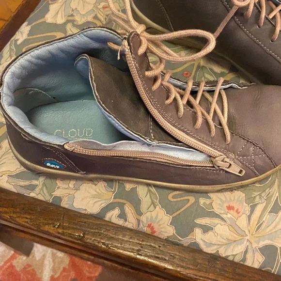 Cloud Aika Leather High-top Sneaker - Picture 6 of 9